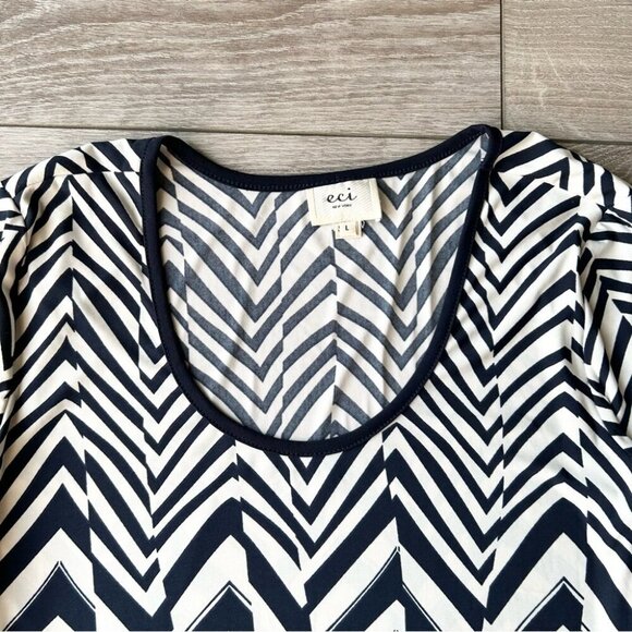 Eci Waves Pattern Draped Asymmetrical Hem Tunics - Picture 6 of 15